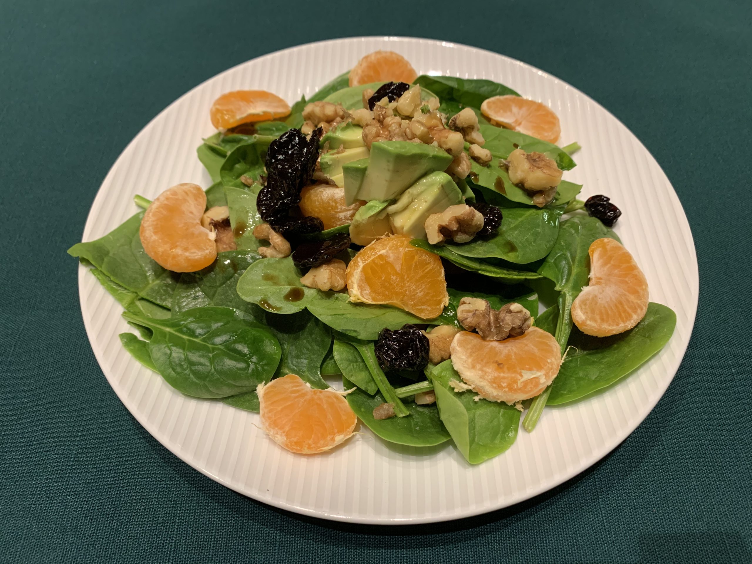 Spinach mandarin avocado salad